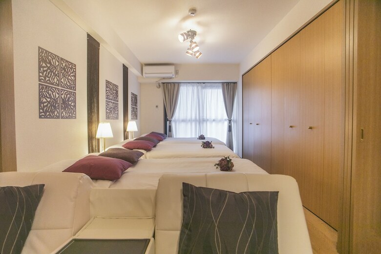 Shinsaibashi-house B