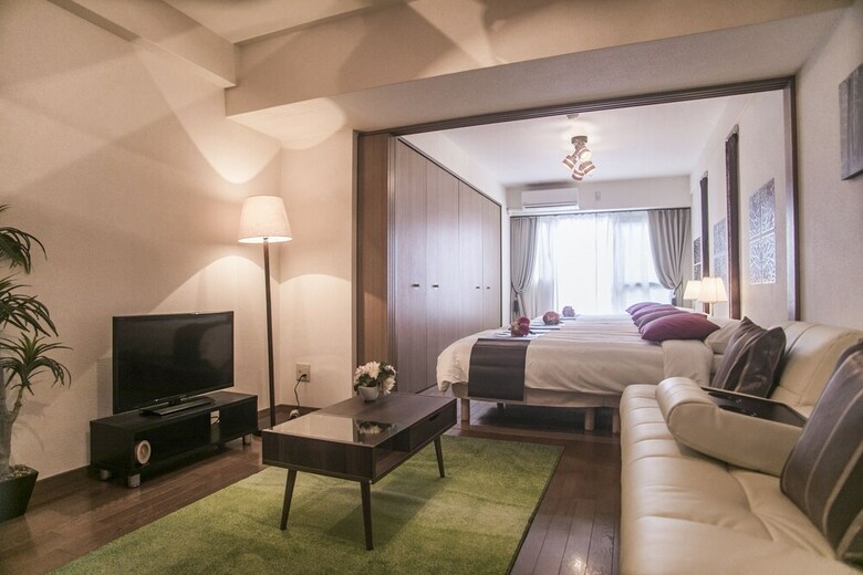 Shinsaibashi-house B