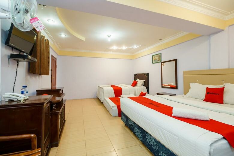 Hotel Reddoorz @ Parapat