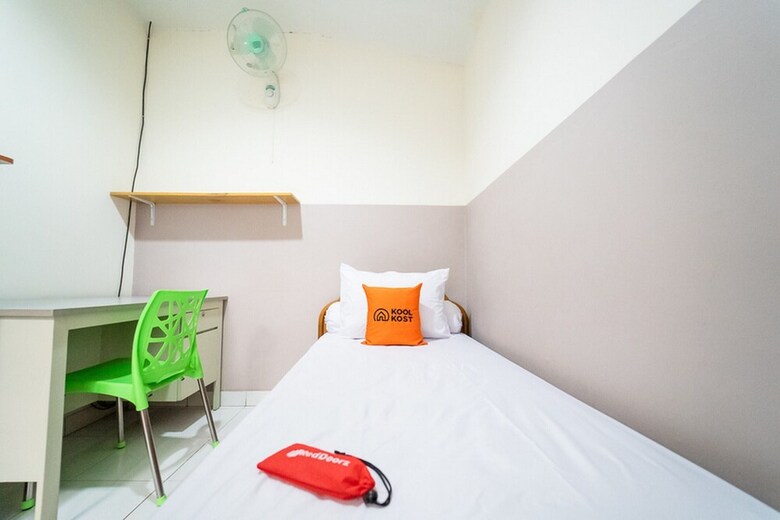 Hotel Koolkost Near Btc Fashion Mall 2