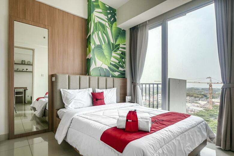 Hotel Reddoorz Apartment @ Treepark Bsd