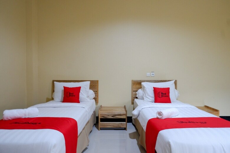 Reddoorz @ G Hotel Luwuk
