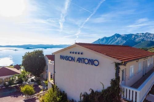 Hostal Pansion Villa Antonio