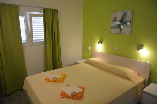 Apartments Dubas