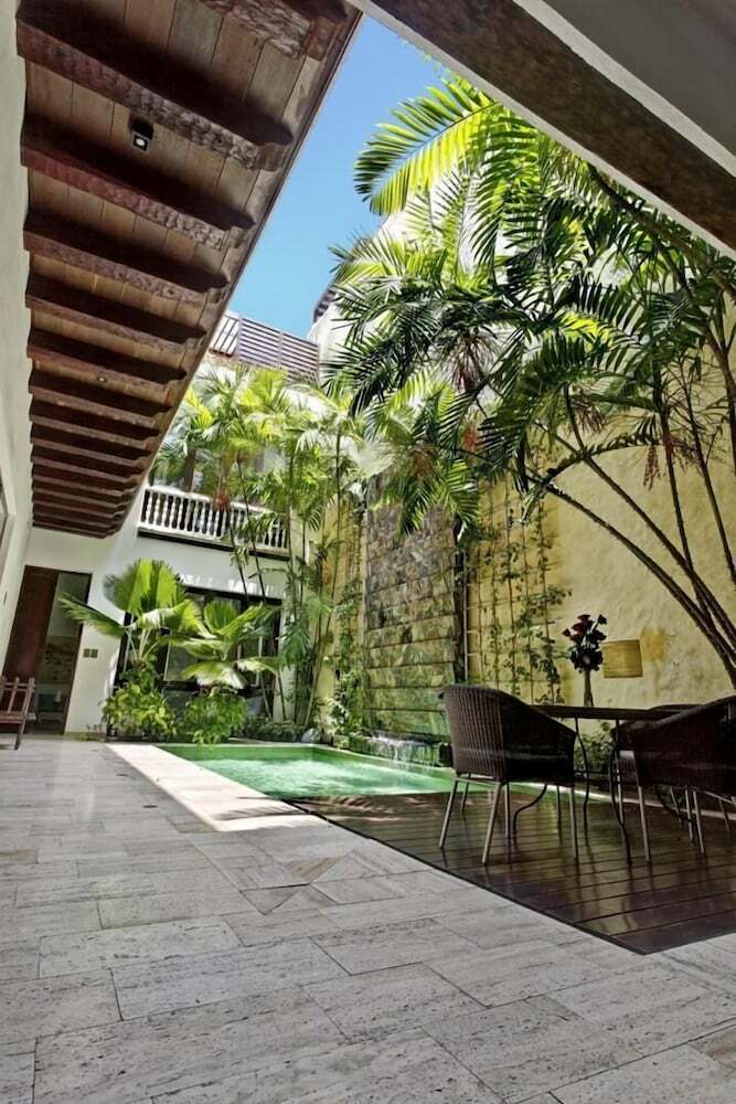 Hotel Lm A Luxury Boutique Hotel