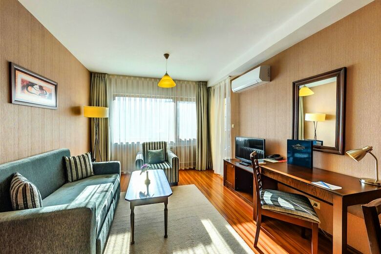 Regnum Bansko Hotel & Thermal Pools In Banya