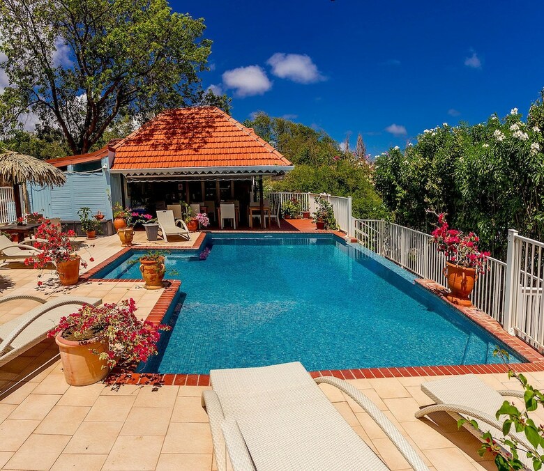 Hotel H�tel Fr�gate Bleue