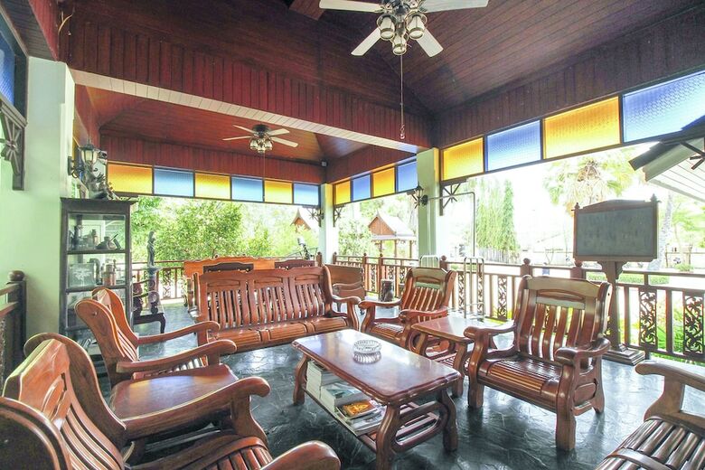 Capital O 725 My Home Hotel