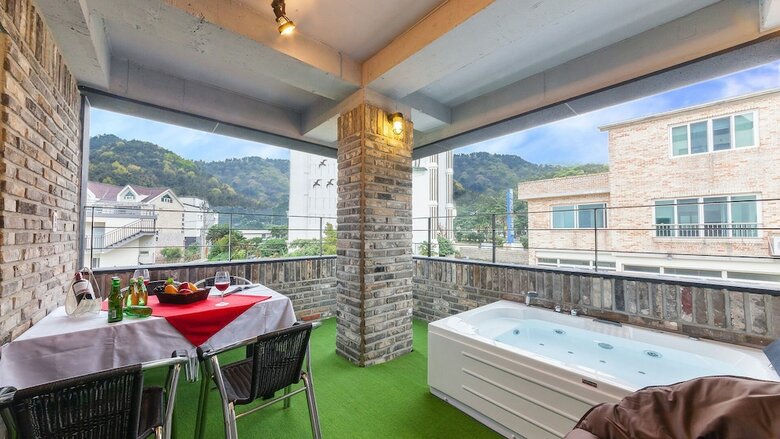 Geoje The Terrace Pension
