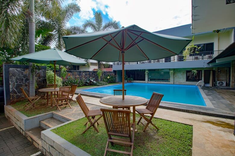 Hotel Widjoyo Rahayu Cipete 14