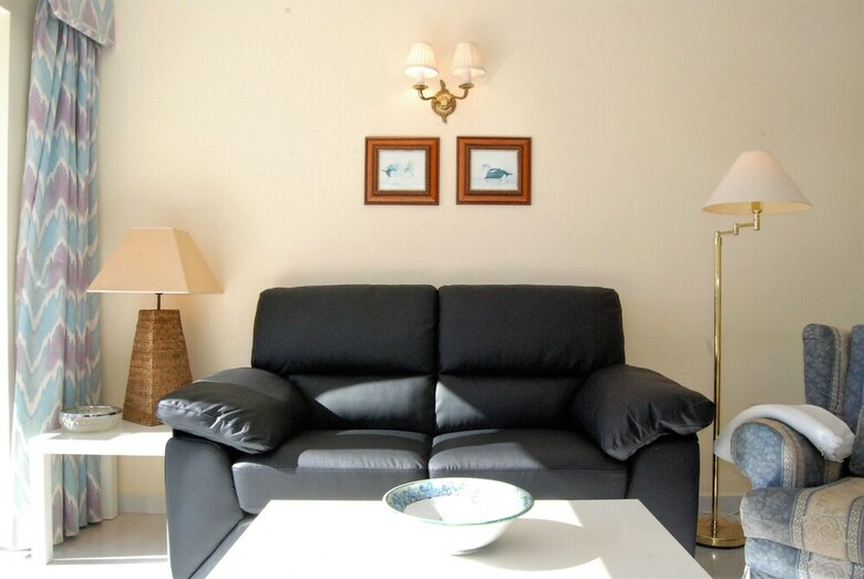 Chimenea 15 Apartments Casasol