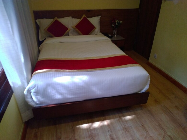 Hotel Green Plum