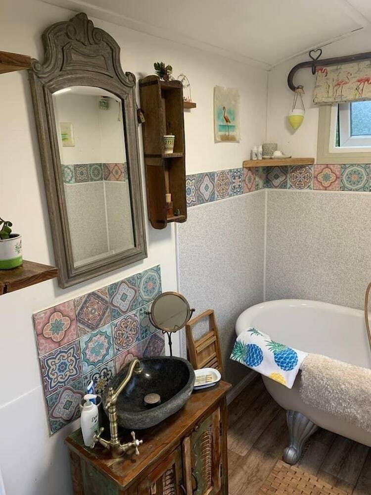 Hotel Ingoldfield Accommodation
