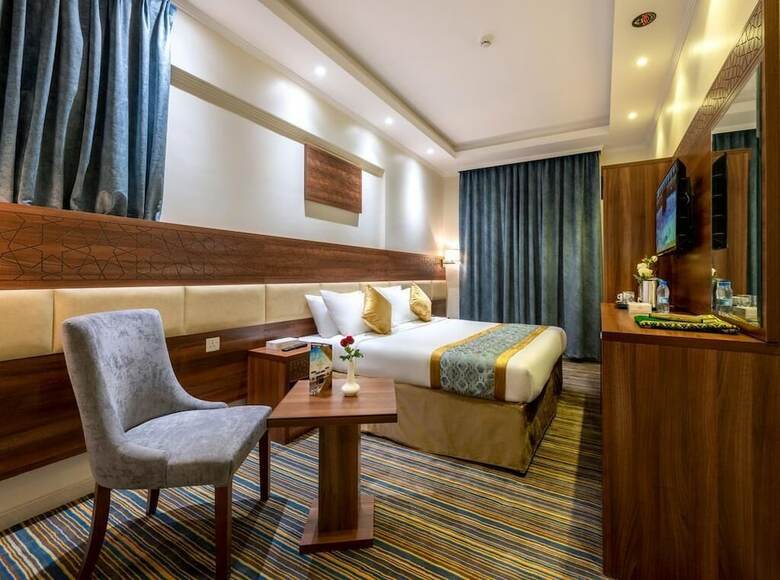 Snood Remaz Hotel