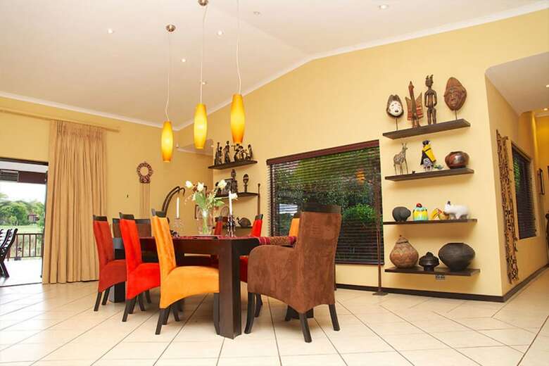 Residencia Luxury 4 En-suite Home-white River