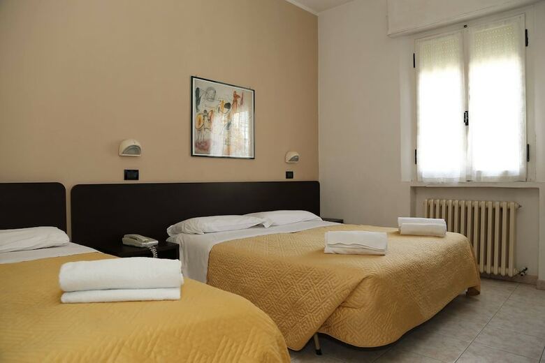Hotel Villa Dina