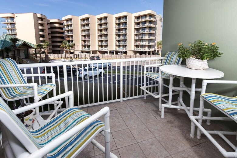 Waters Edge 201 By Brooks And Shorey Resorts