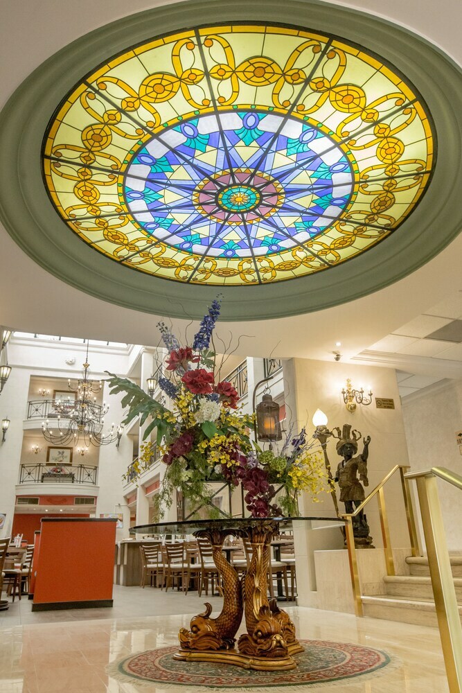 Hotel Plaza de Oro