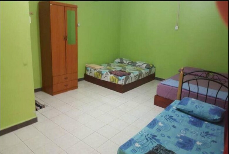 Hotel Sayang Beach Resort