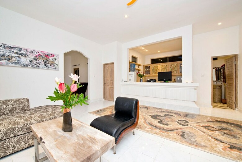 Villa Orchid