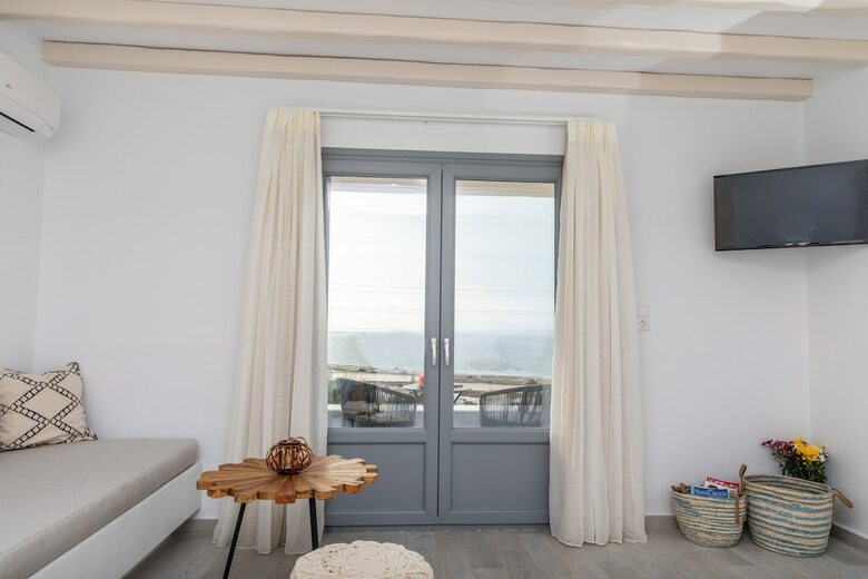 Hotel Mythology Naxos Villas & Suites