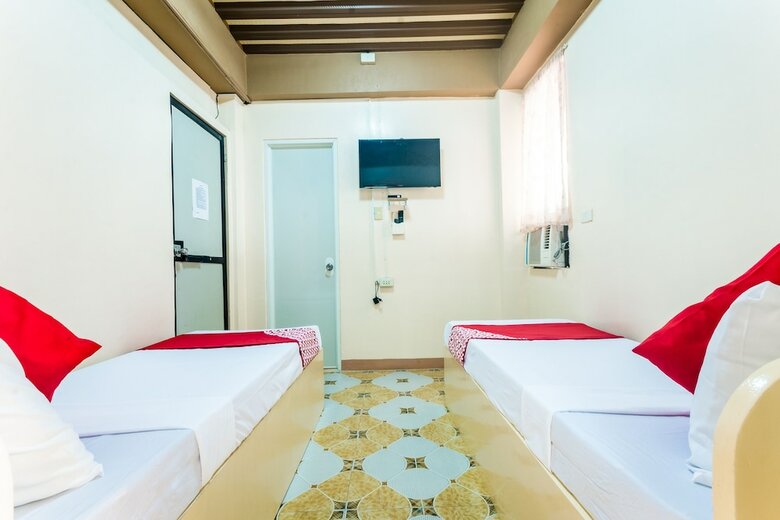 Hotel Oyo 569 Alt Complex
