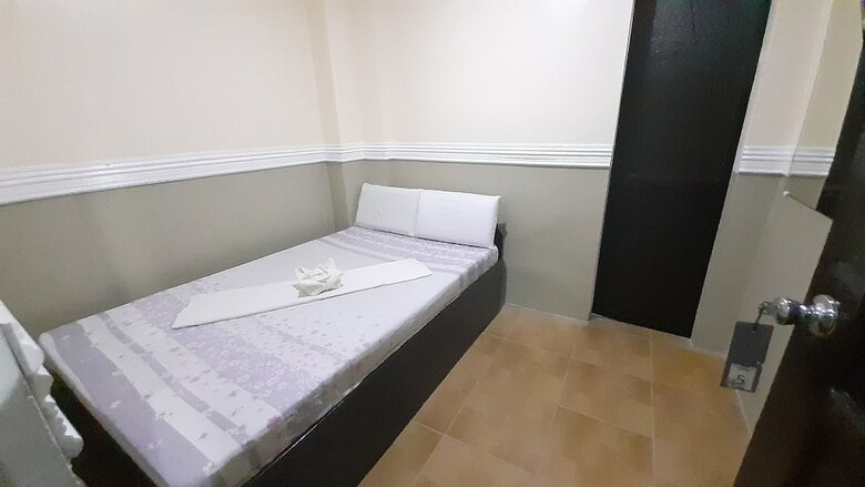 Hotel Kti Traveler's Inn