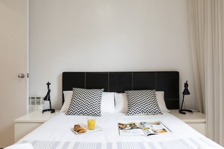 Ab Berlin Les Corts Apartment