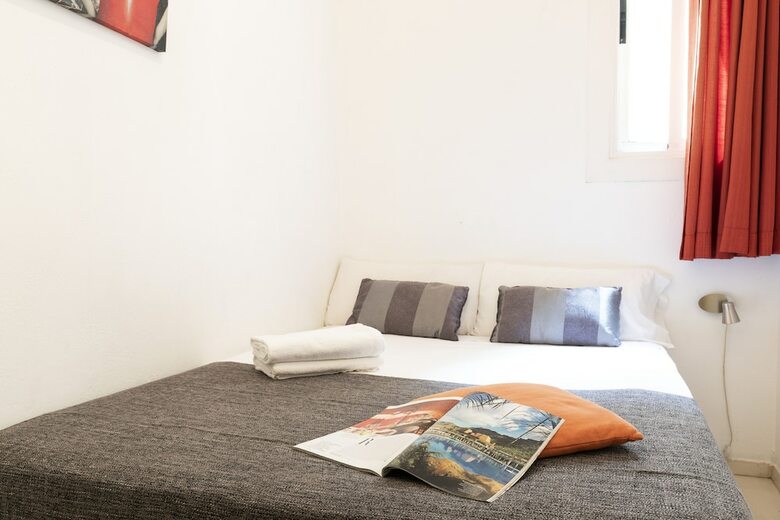 Ab Paral�lel Vallhonrat Apartment