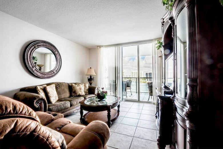 Apartamento Le Marina Bay Ph3 - Condo 5 People, Sunny Isles