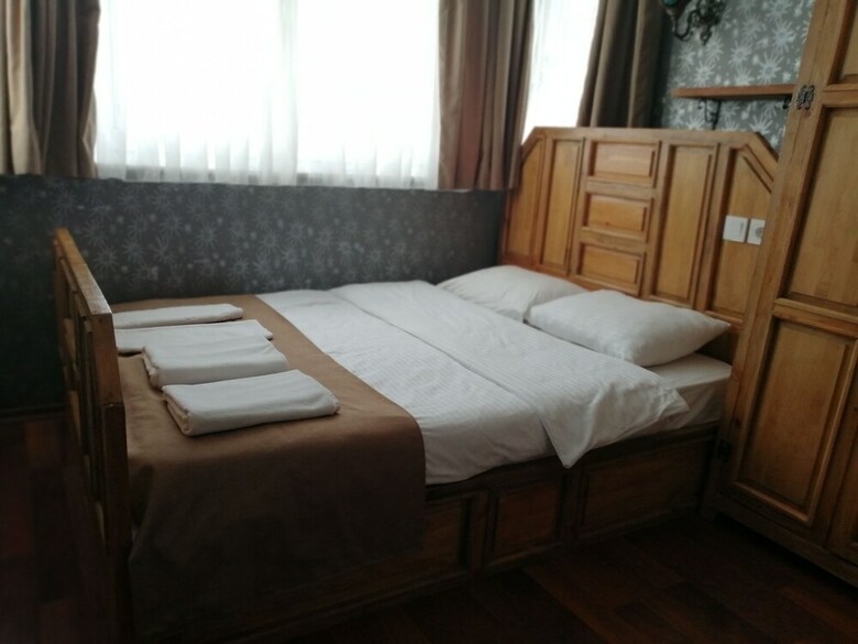 Boutique California Hotel