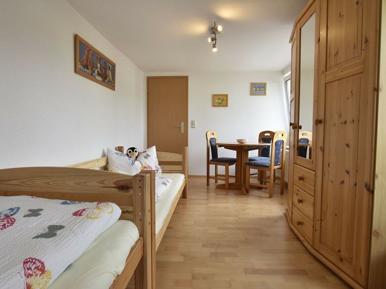 Modern Bungalow In Kr�pelin With Garden