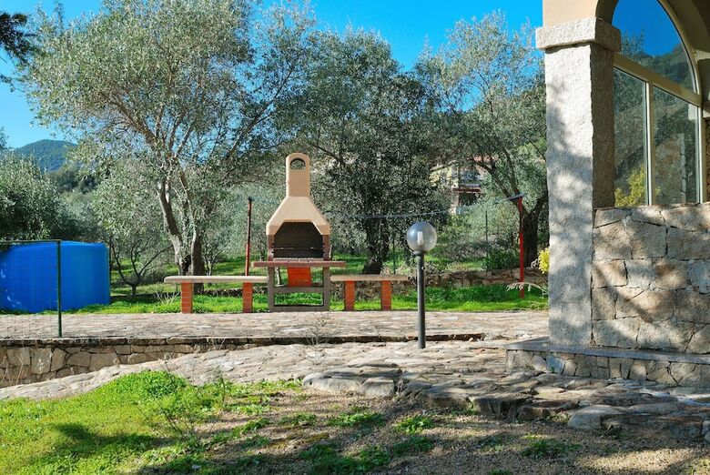 Hotel Schifoni House