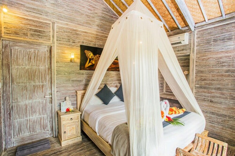 Hotel The Syron Huts