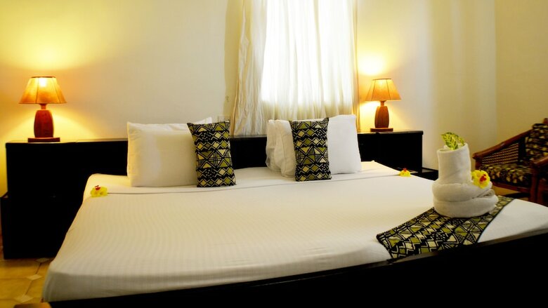 Bed & Breakfast Coconut Grove Bridge House