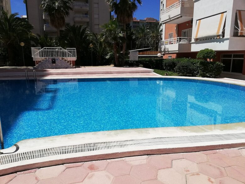 Apartamento 1.las Alondras Bl A Esc. 3 2� Pta 6
