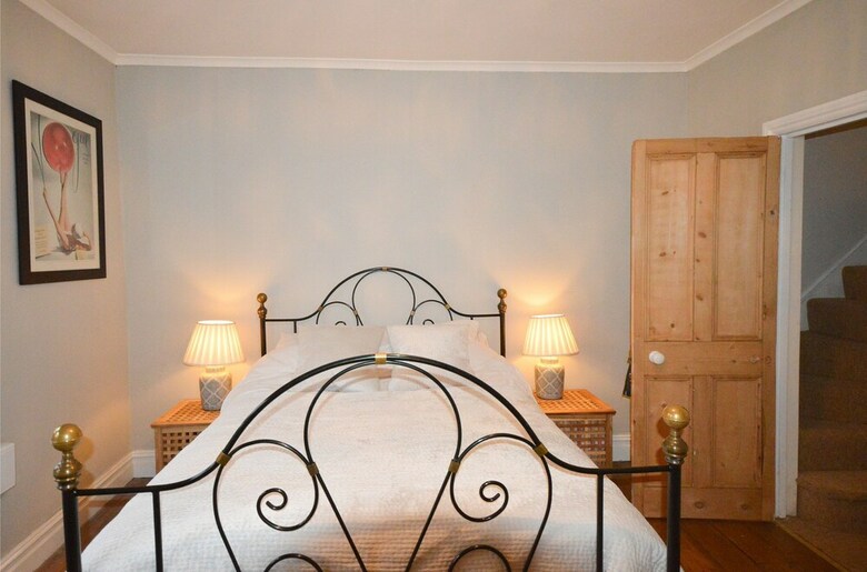 Characterful Home 15 Minute Walk To Central Bath