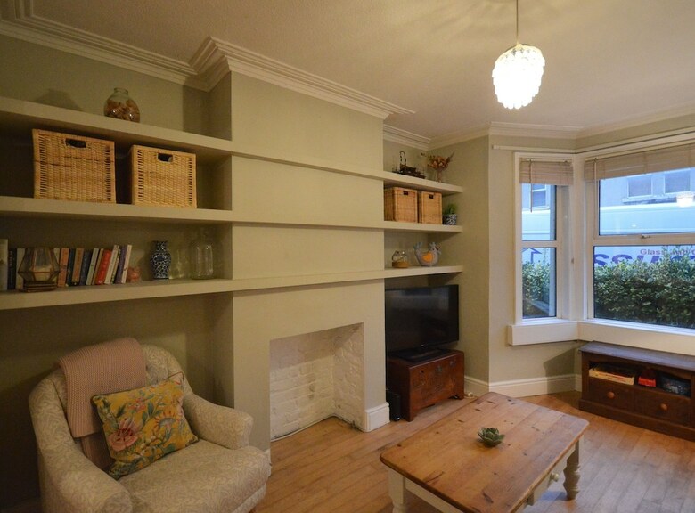 Characterful Home 15 Minute Walk To Central Bath