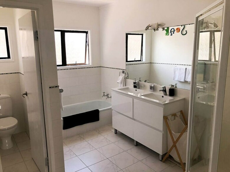 Motel Orewa Beachcomber