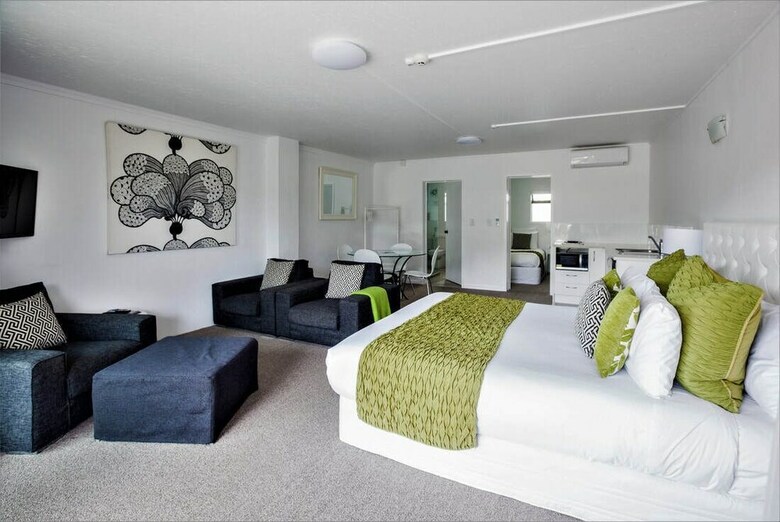 Motel Orewa Beachcomber
