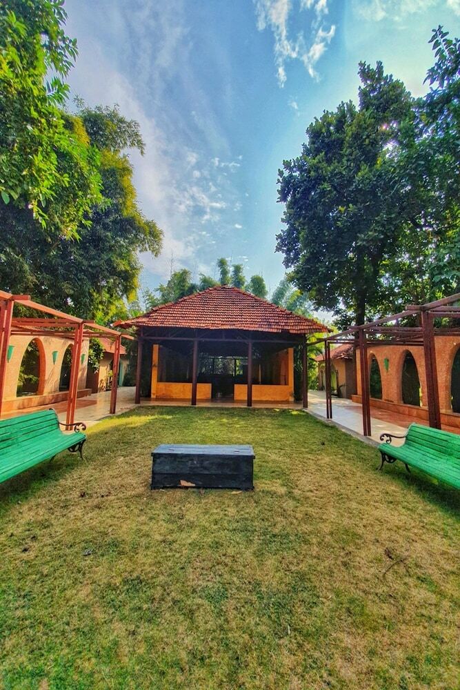 Hotel Greetoe Celebration Van Vilas
