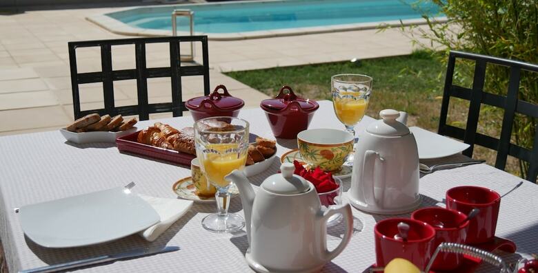 Hotel Mas de Dame B�a - Chambres D'h�tes