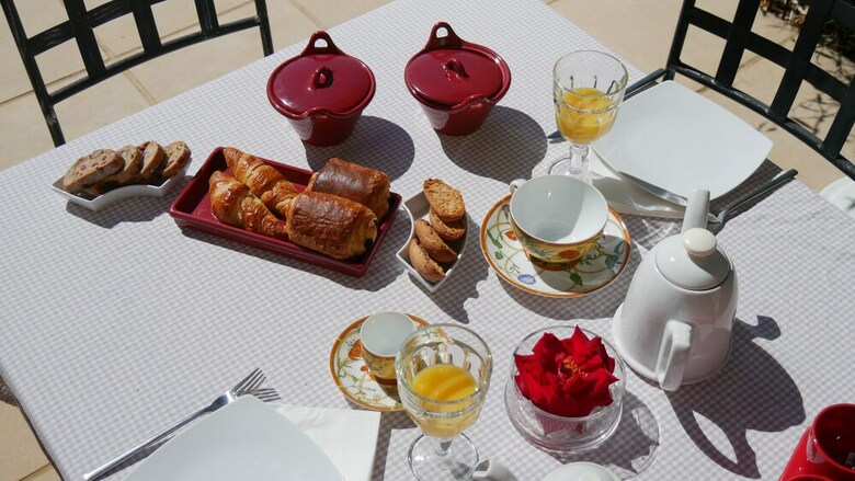 Hotel Mas de Dame B�a - Chambres D'h�tes