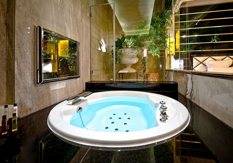 Hotel Royal Group Motel Ming Zu Branch