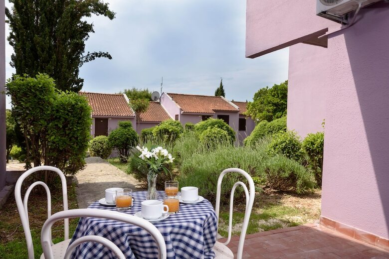 Apartments Medena Budget