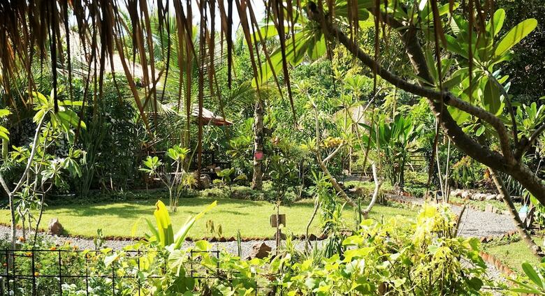 Hotel Same Same Bungalows Eco Lodge