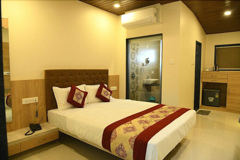 Hotel Onella Regency