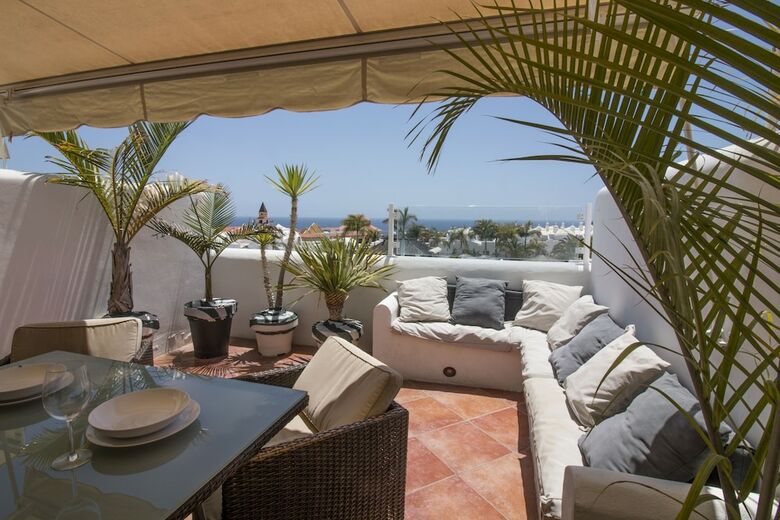 Apartamentos Espacios Blanco Adeje Paradise