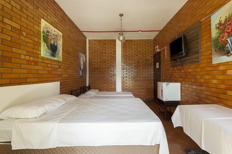Hotel Oyo Pousada Villa Dal Ri