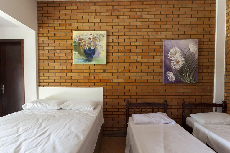 Hotel Oyo Pousada Villa Dal Ri